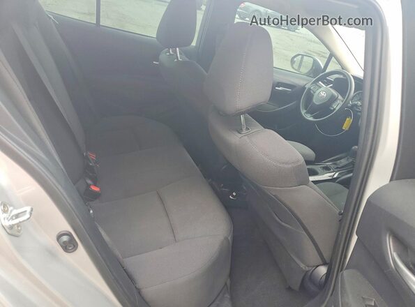 5YFEPMAE8MP231114 2021 TOYOTA LL Silver Вид задніх сидінь