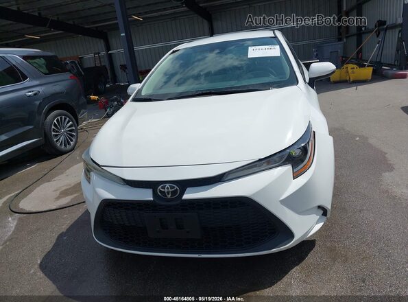 5YFEPMAE8NP275390 2022 TOYOTA COROLLA White Vista interior trasera