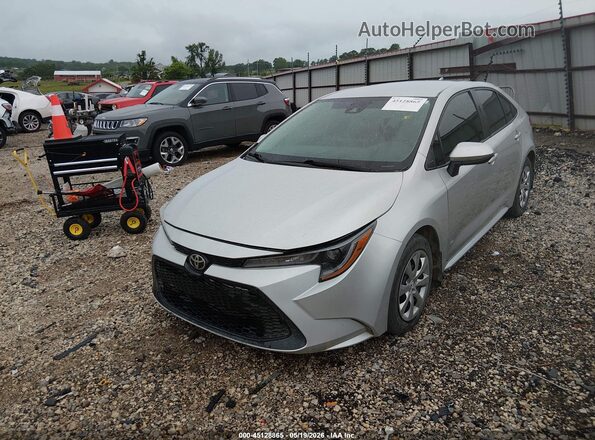 5YFEPRAE7LP059332 2020 TOYOTA COROLLA Silver Widok z przodu