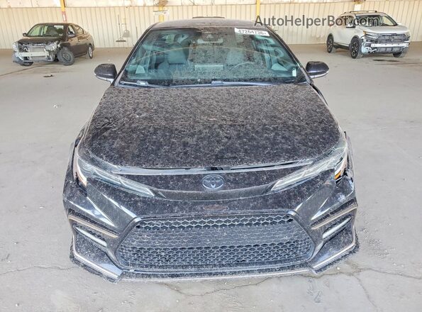 5YFM4MCE5NP113055 2022 TOYOTA COROLLA Черный Вид спереди