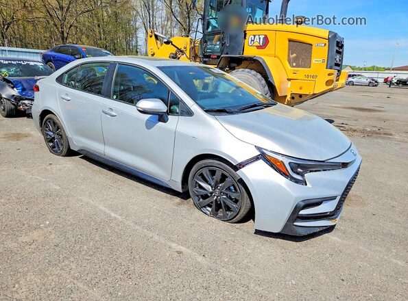 5YFP4MCE2RP204478 2024 TOYOTA COROLLA Серебряный Передняя правая четверть