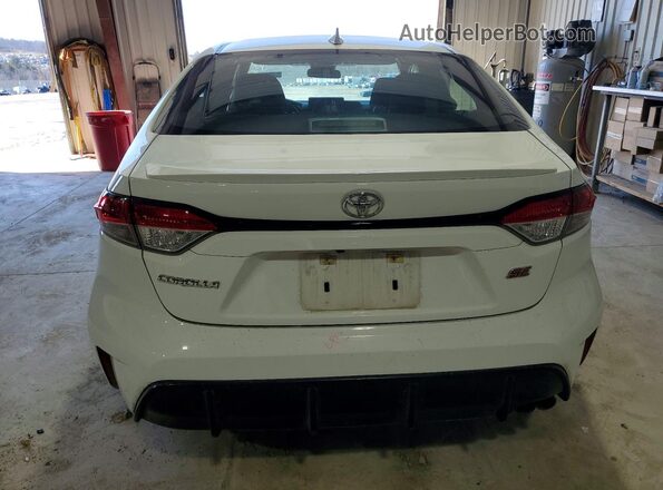 5YFS4MCE1RP211223 2024 TOYOTA COROLLA Белый Вид сзади