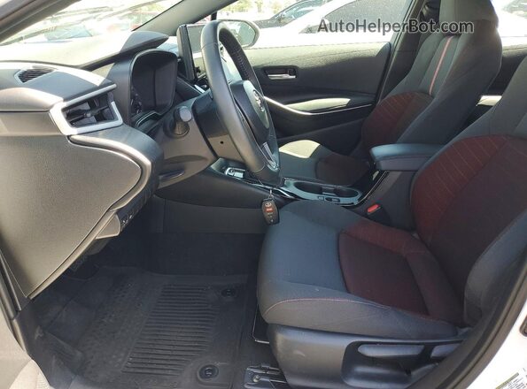 5YFS4MCE1SP238072 2025 TOYOTA COROLLA White Front interior view