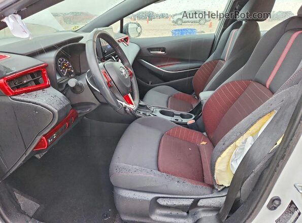 5YFS4MCE2RP214065 2024 TOYOTA COROLLA White Widok wnętrza z przodu
