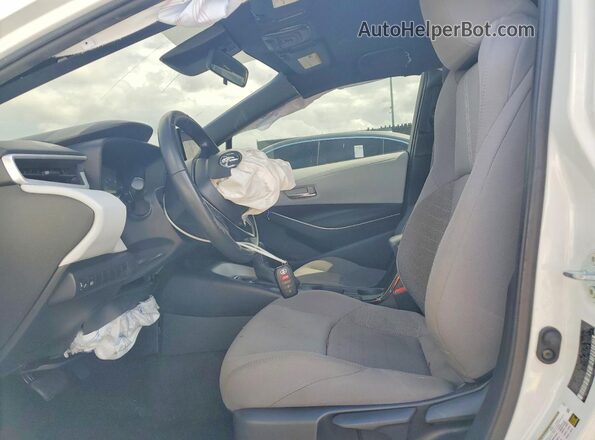 5YFS4MCE4RP212172 2024 TOYOTA COROLLA Белый Вид салона спереди