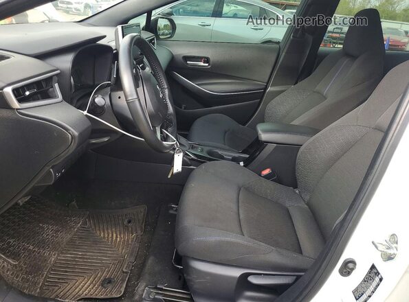 5YFS4MCE8MP059045 2021 TOYOTA COROLLA White Widok wnętrza z przodu