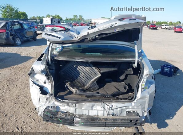 5YFS4MCE8NP131735 2022 TOYOTA LL Silver Вид спереду
