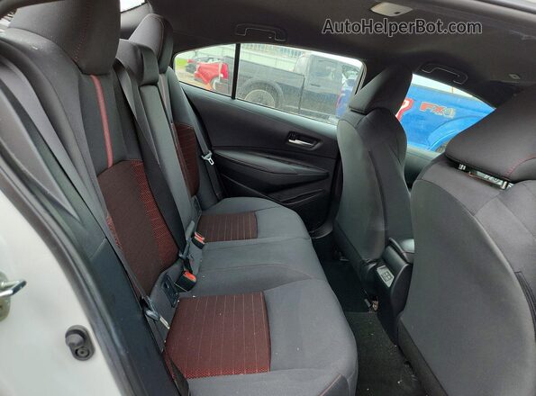 5YFS4MCE8RP209064 2024 TOYOTA COROLLA Белый Вид задних сидений