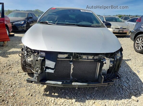 5YFS4RCE0LP020218 2020 TOYOTA COROLLA Silver Widok z przodu
