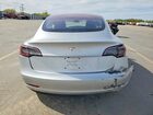2018 Tesla Model 3 Серебряный vin: 5YJ3E1EA2JF006987