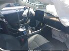 2020 Tesla Model 3 Standard Range Plus Rear-wheel Drive/standard Range Rear-wheel Drive Белый vin: 5YJ3E1EA2LF670077