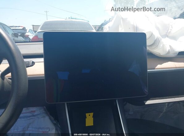 5YJ3E1EA2LF670077 2020 TESLA MODEL 3 Белый Вид задних сидений