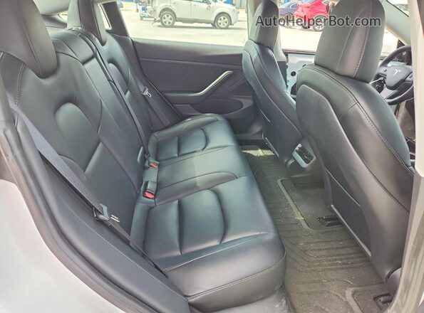 5YJ3E1EA3LF802473 2020 TESLA MODEL Белый Вид задних сидений