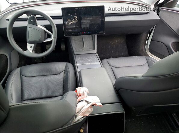 5YJ3E1EA5RF731799 2024 TESLA MODEL Белый Вид панели приборов