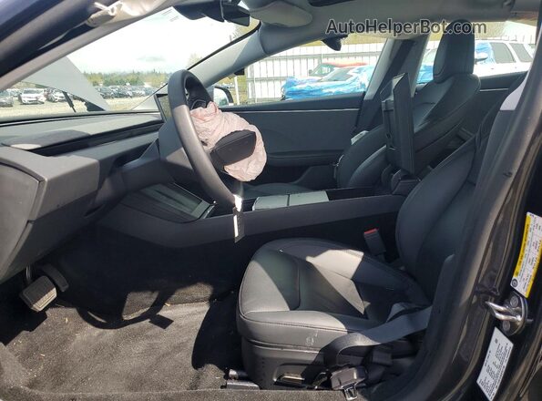 5YJ3E1EA6RF831796 2024 TESLA MODEL Gray Vista interior delantera