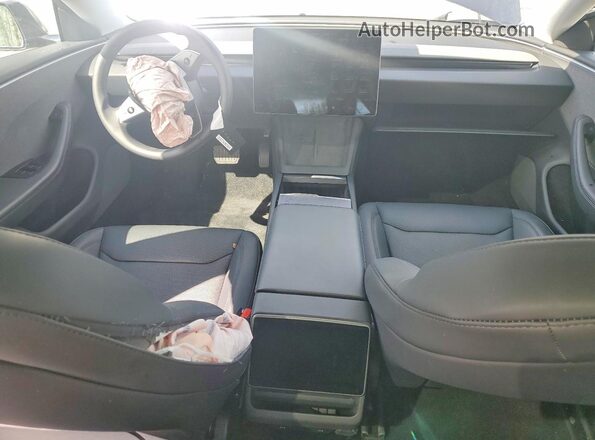 5YJ3E1EA6RF831796 2024 TESLA MODEL Gray Vista del salpicadero