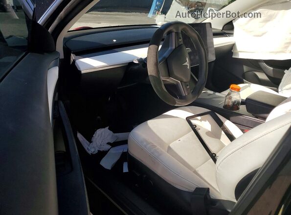 5YJ3E1EA8MF994331 2021 TESLA MODEL Черный Вид панели приборов