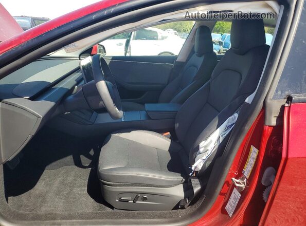 5YJ3E1EA9RF718084 2024 TESLA MODEL Красный Вид салона спереди
