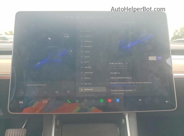5YJ3E1EB0JF068073 2018 TESLA MODEL Black Widok zestawu wskaźników