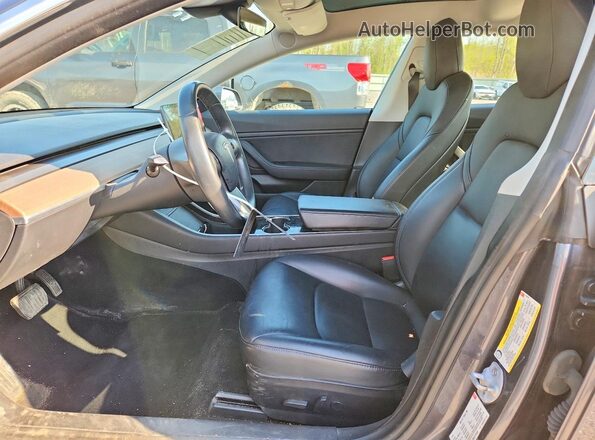 5YJ3E1EB0JF128482 2018 TESLA MODEL Угольный Вид салона спереди