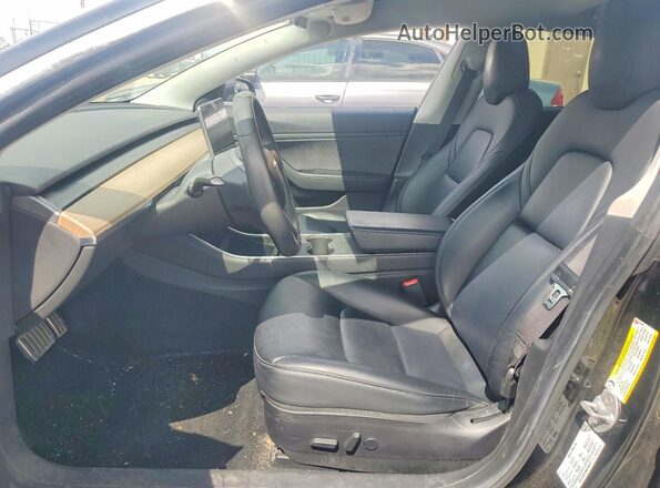 5YJ3E1EB0KF385269 2019 TESLA MODEL Черный Вид салона спереди