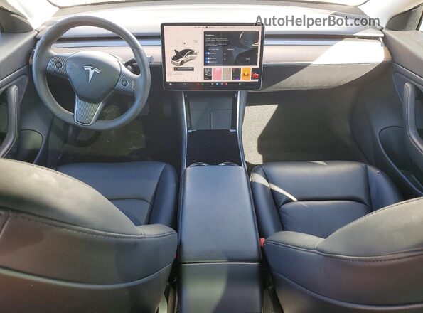 5YJ3E1EB0LF744461 2020 TESLA MODEL Белый Вид панели приборов
