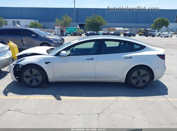 5YJ3E1EB0NF161066 2022 TESLA MODEL 3 White 