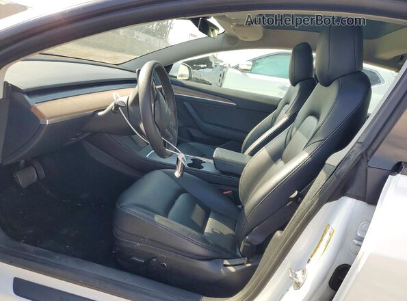 5YJ3E1EB0NF236929 2022 TESLA MODEL Белый Вид салона спереди