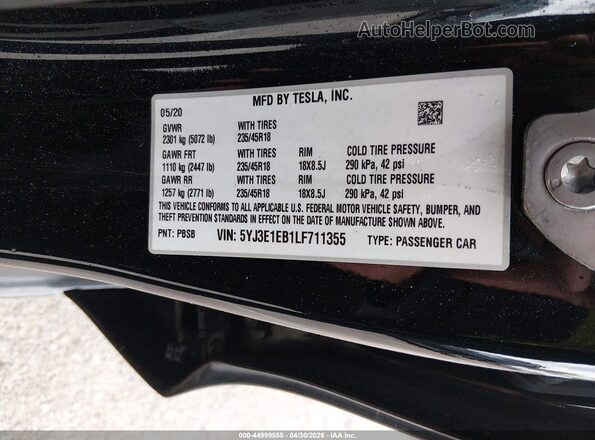 5YJ3E1EB1LF711355 2020 TESLA MODEL 3 Black Widok komory silnika