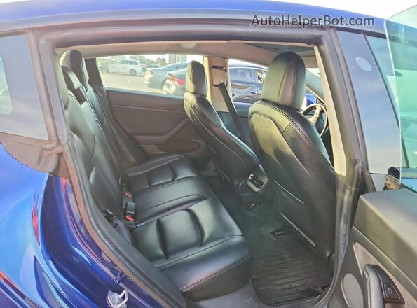 5YJ3E1EB1MF087008 2021 TESLA MODEL Blue Widok tylnych siedzeń