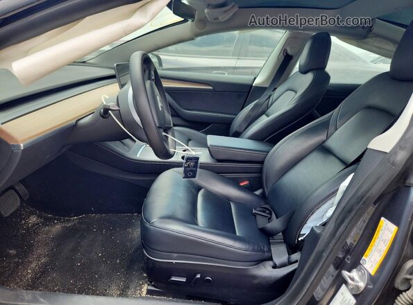 5YJ3E1EB1NF339969 2022 TESLA MODEL Gray Widok wnętrza z przodu
