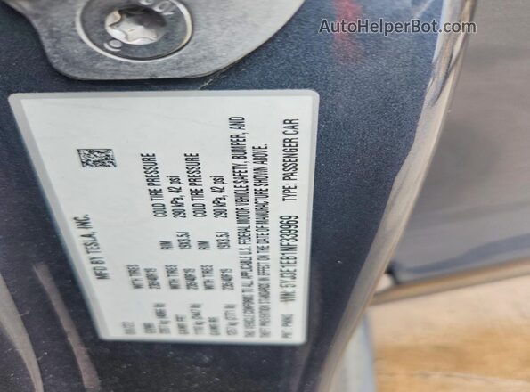 5YJ3E1EB1NF339969 2022 TESLA MODEL Gray Widok komory silnika