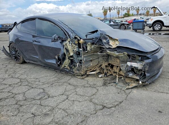 5YJ3E1EB1RF729444 2024 TESLA MODEL Угольный Передняя правая четверть