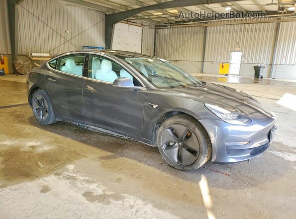 5YJ3E1EB2KF437792 2019 TESLA MODEL Gray Delantero derecho