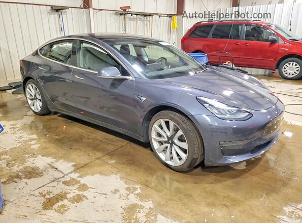 5YJ3E1EB2LF733705 2020 TESLA MODEL Gray Delantero derecho