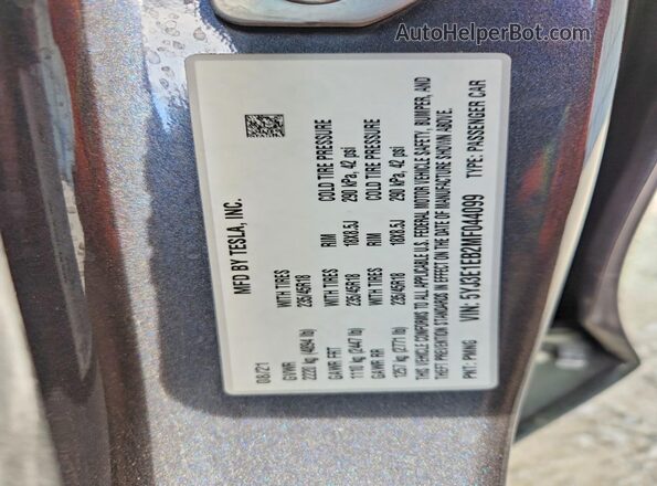 5YJ3E1EB2MF044099 2021 TESLA MODEL Charcoal Vista interior de 360 grados