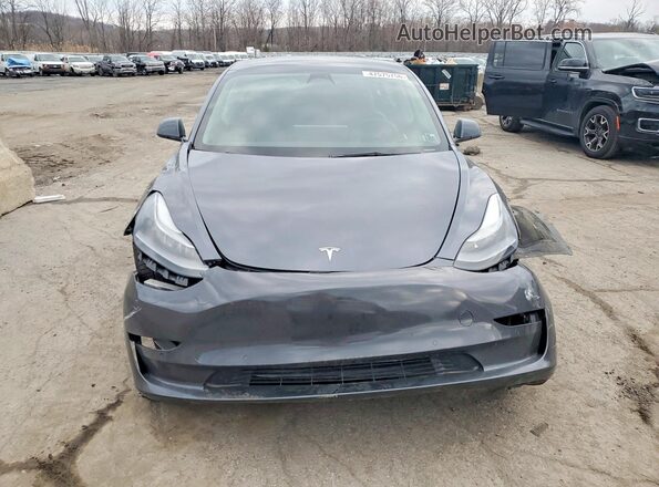 5YJ3E1EB2NF285811 2022 TESLA MODEL Серый Вид спереди