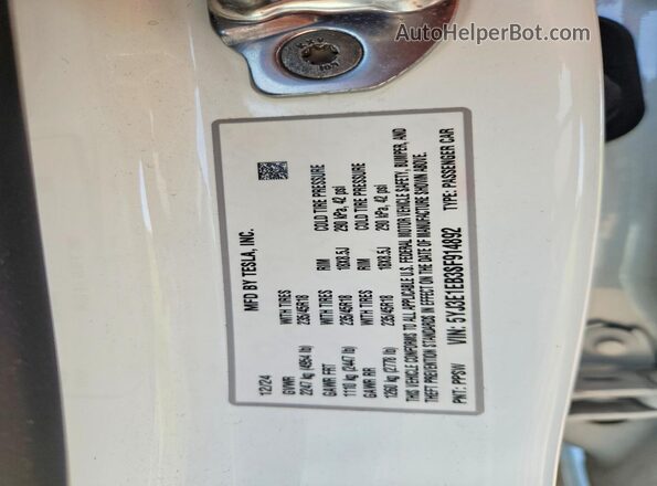 5YJ3E1EB3SF914892 2025 TESLA MODEL Белый Вид подкапотного пространства
