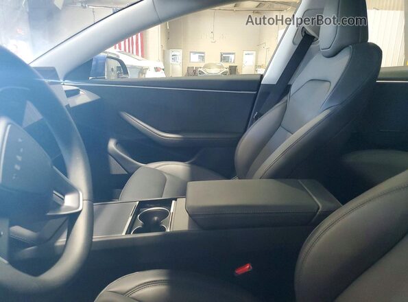 5YJ3E1EB3SF937203 2025 TESLA MODEL Синий Вид салона спереди