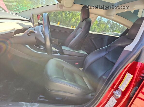 5YJ3E1EB4JF114777 2018 TESLA MODEL Красный Вид салона спереди
