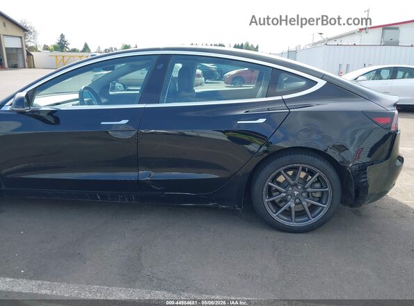 5YJ3E1EB4JF144264 2018 TESLA MODEL 3 Черный Вид спереди