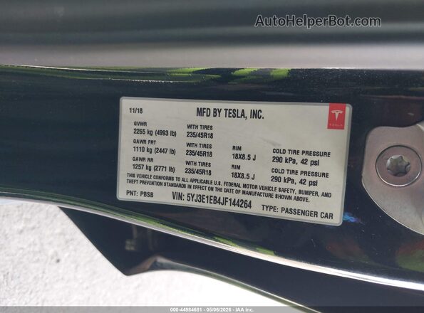 5YJ3E1EB4JF144264 2018 TESLA MODEL 3 Черный Вид подкапотного пространства