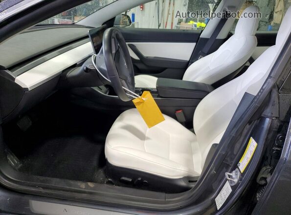 5YJ3E1EB4KF421383 2019 TESLA MODEL Серый Вид салона спереди