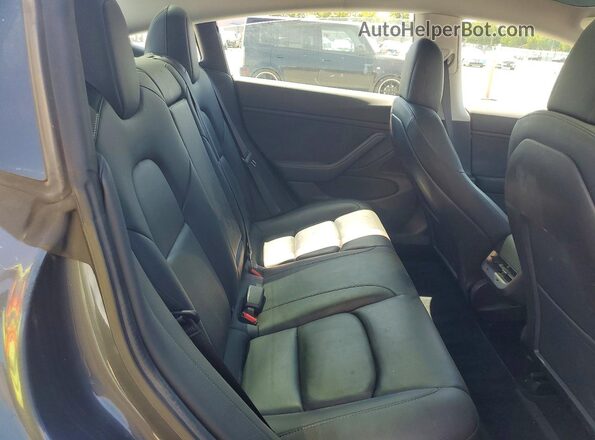 5YJ3E1EB4LF649630 2020 TESLA MODEL Gray Вид задніх сидінь