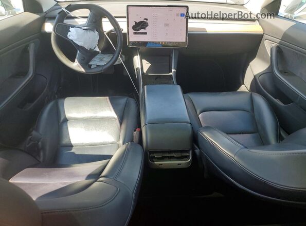 5YJ3E1EB4LF649630 2020 TESLA MODEL Gray Вид панелі приладів