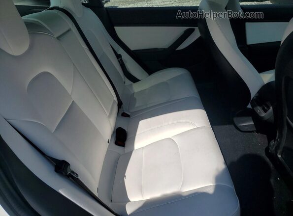 5YJ3E1EB4LF719966 2020 TESLA MODEL Белый Вид задних сидений