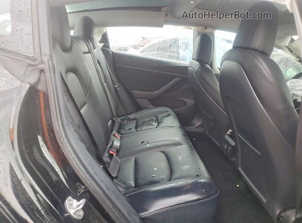 5YJ3E1EB4NF251210 2022 TESLA MODEL 3 Black Widok wnętrza z tyłu