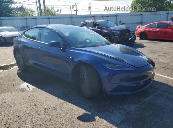 5YJ3E1EB4TF151864 2026 TESLA MODEL Синий Передняя правая четверть