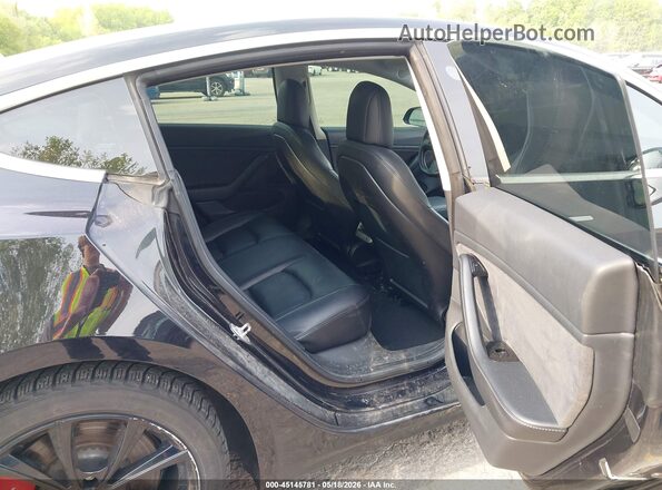 5YJ3E1EB5JF069655 2018 TESLA MODEL 3 Черный Вид наклейки с VIN-кодом