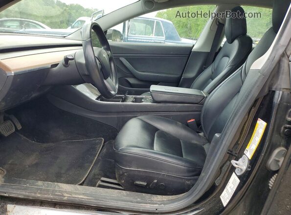 5YJ3E1EB5KF359296 2019 TESLA MODEL Черный Вид салона спереди